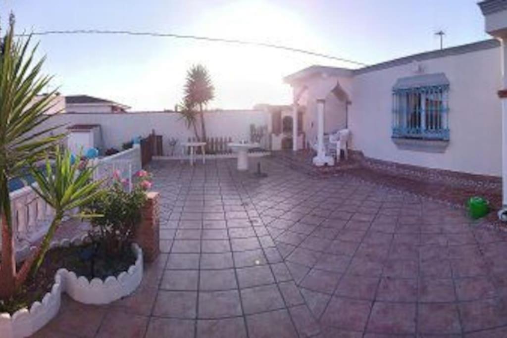 El Verano Azul Casa Con Piscina Chiclana de la Frontera Luaran gambar